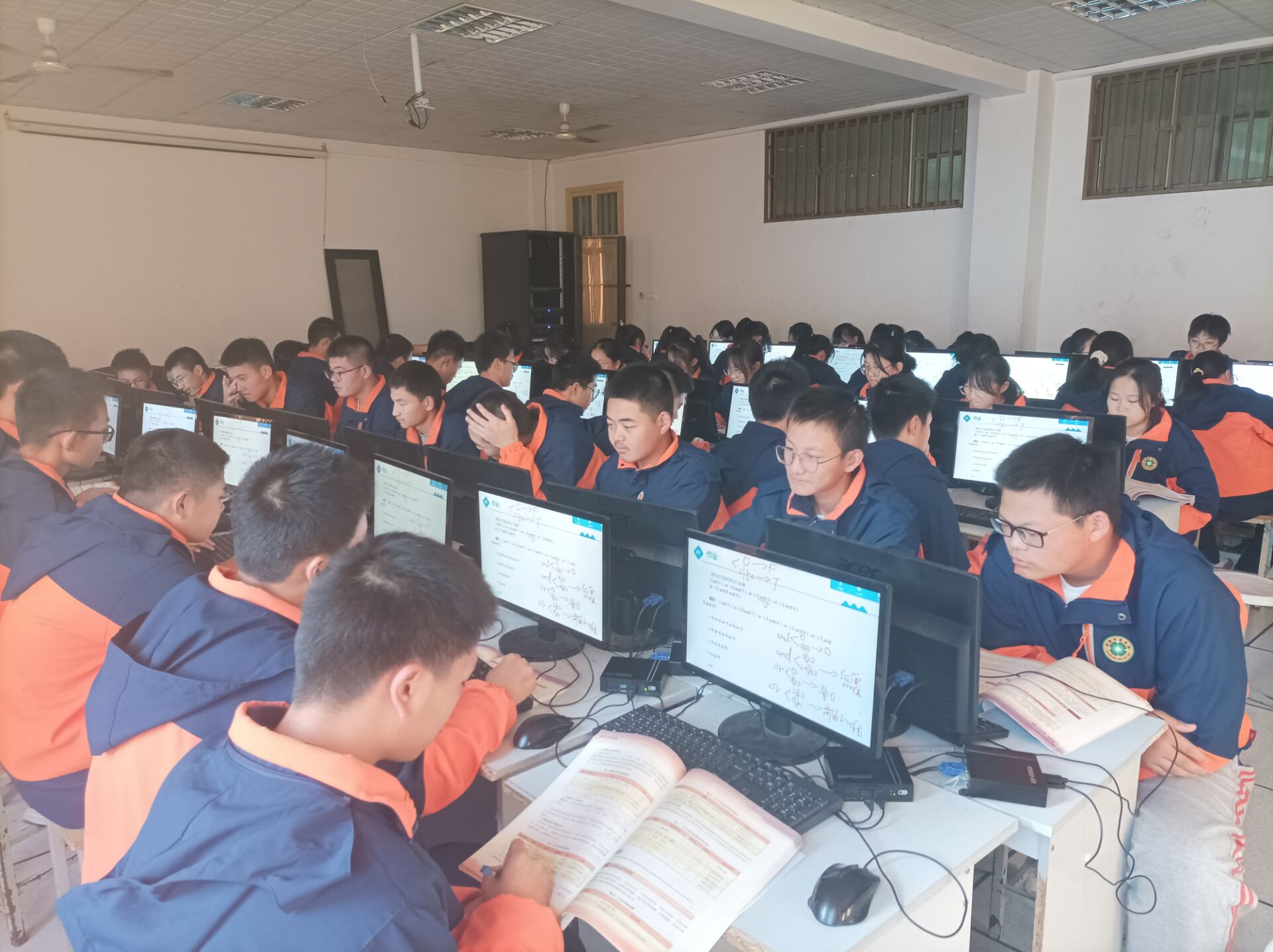 学习编程的好处图片,学习编程对孩子有什么好处