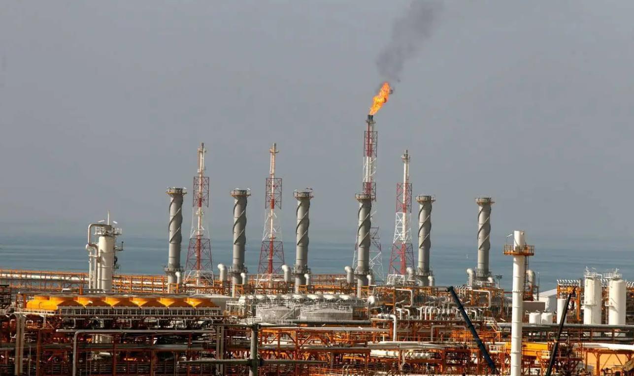 人民币迈出关键的一步,石油用人民币结算什么时候开始