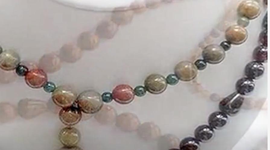 重庆男子双手竟能点石成金，将5块钱的石头转卖上万，如何做到的