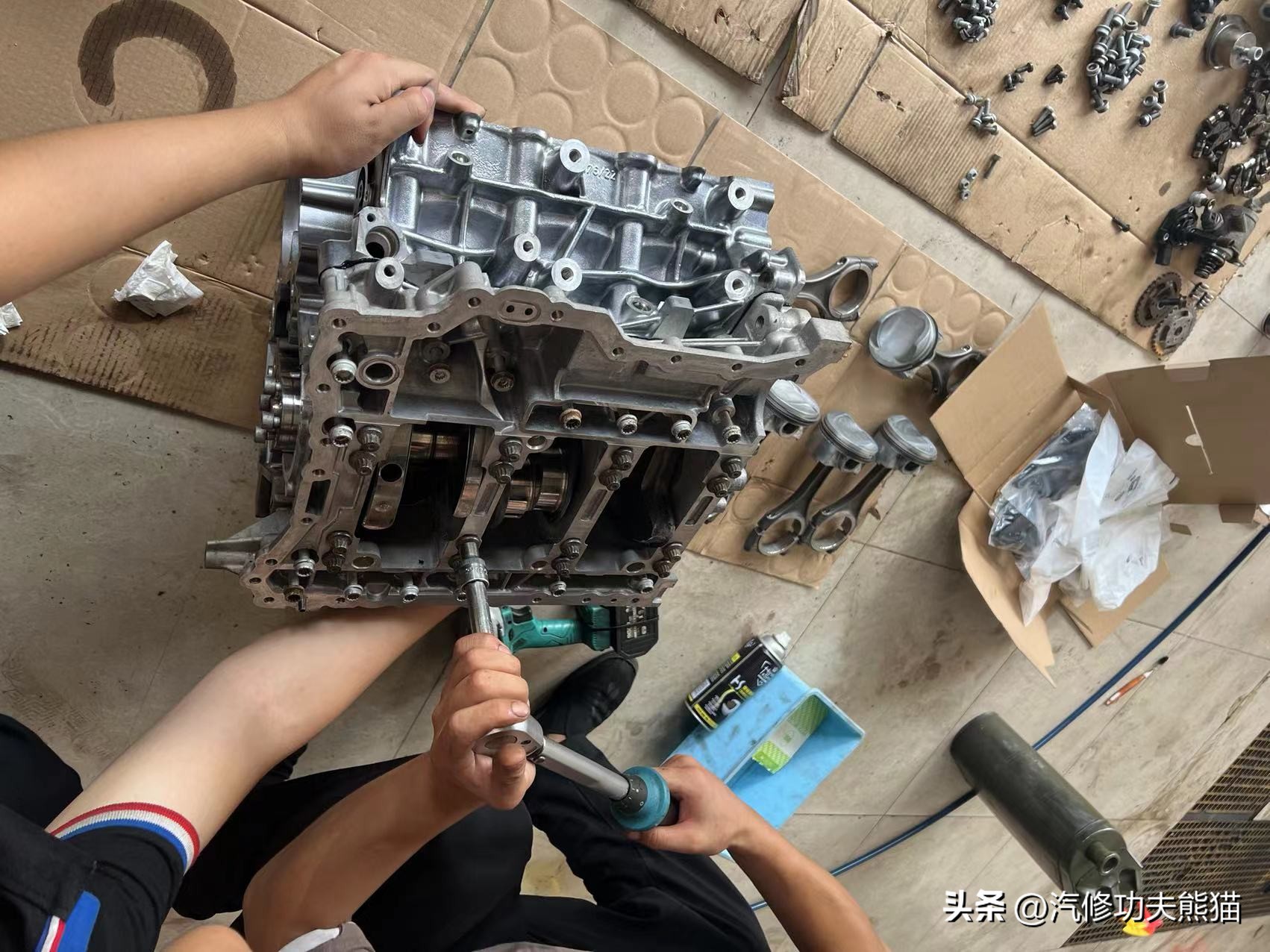 不坑穷人的好车视频,19款奥迪q73.0t烧机油大修全过程