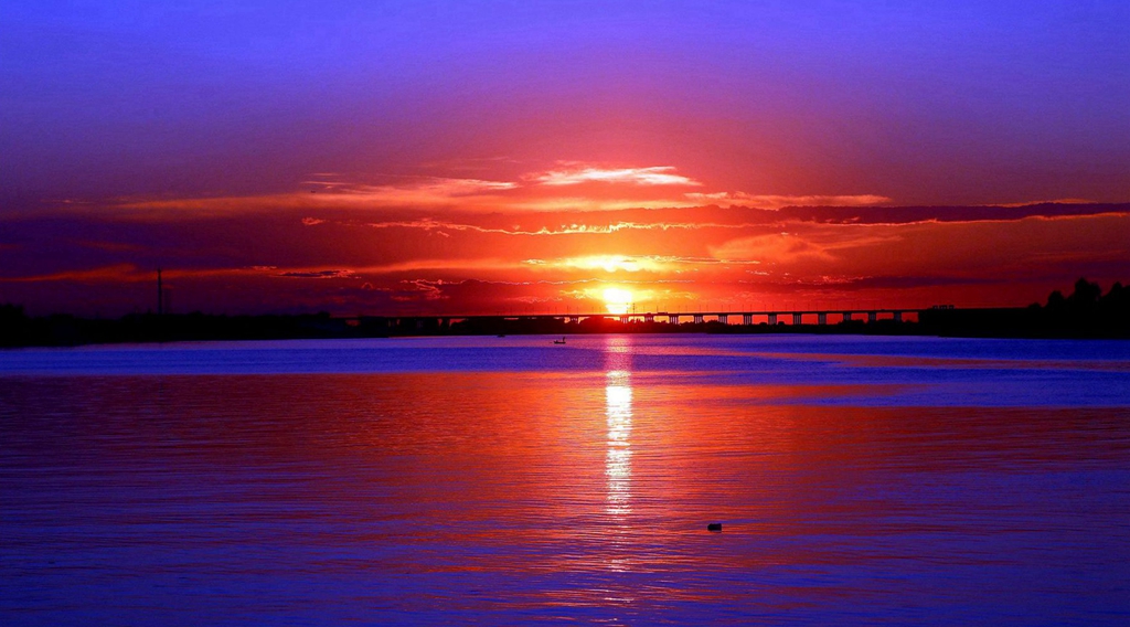 顾乡屯遗址,顾乡屯火车站