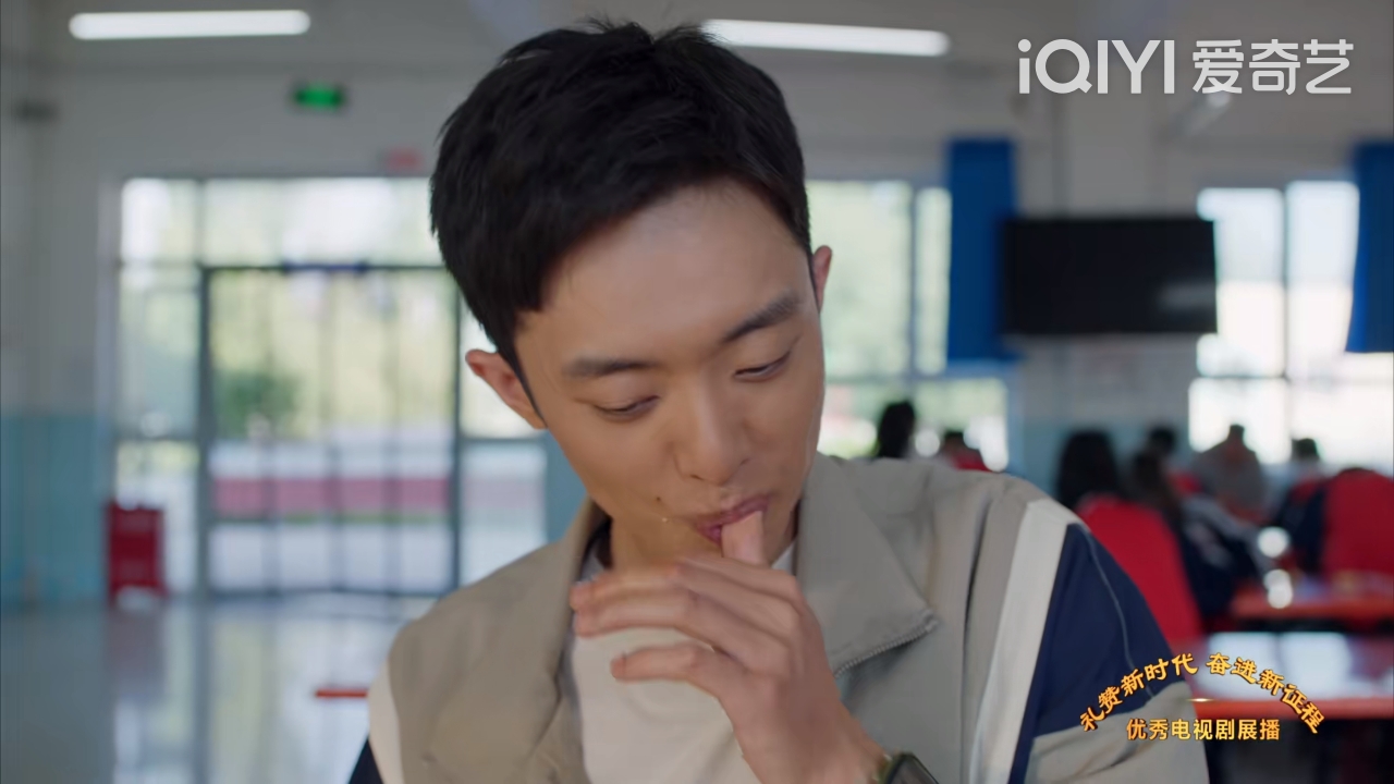 我们这十年之热爱开头,双向奔赴的热爱才值得期待