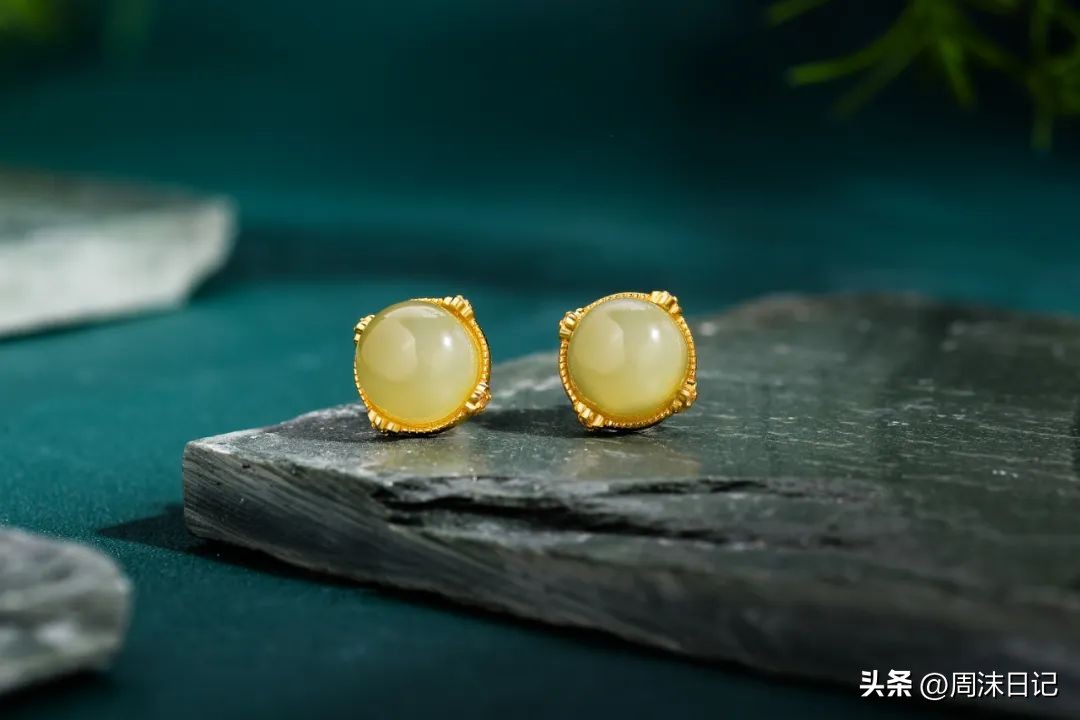 这才是东方美人的首饰：晴山如黛，碧水如烟