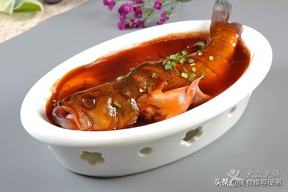 莲藕红枣花生核桃一起吃的功效,莲藕花生核桃香菇可以一起煲汤吗