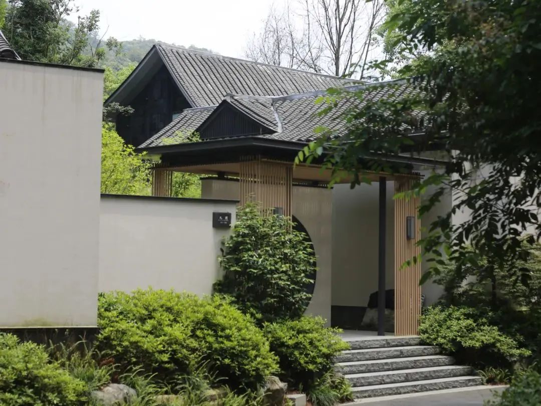 云雾缭绕人间仙境富春山居图,富春山居图旅游