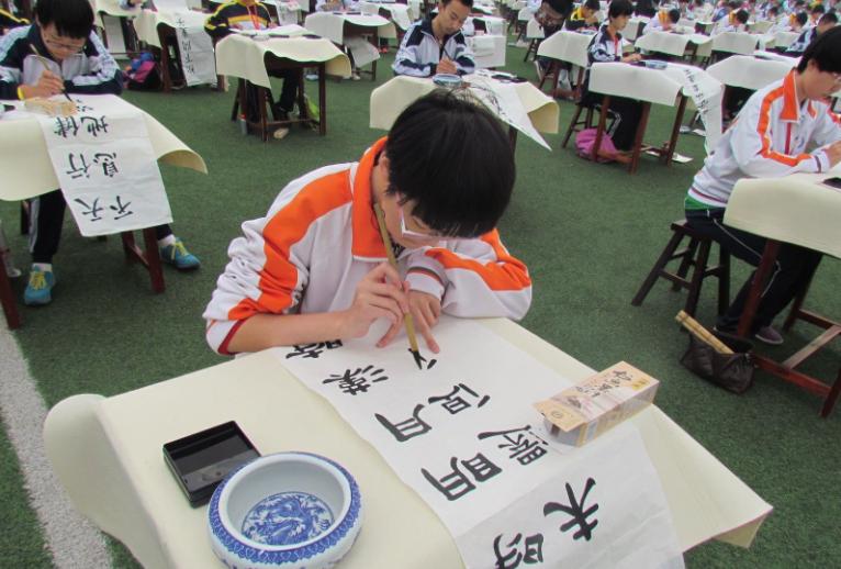 教育部今年秋季小学实行54制吗,全国中小学学制改革了吗