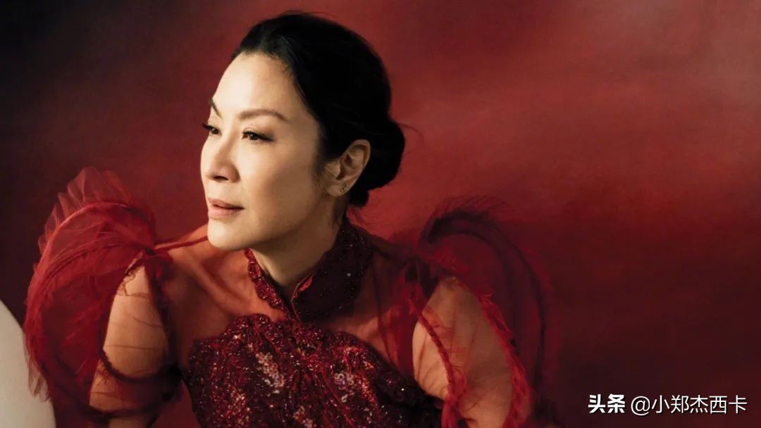 带1000万珠宝进组，谈18年恋爱不结婚，彪悍的人生不需要解释