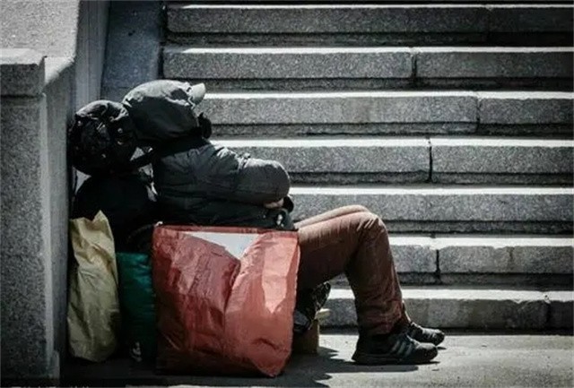 四川的小伙流落巴西,四川小伙背井离乡视频