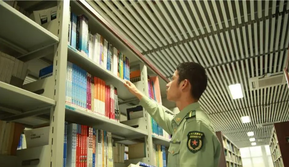 每一次蜕变，都是刻骨铭心：军校的苦，究竟该怎么吃？