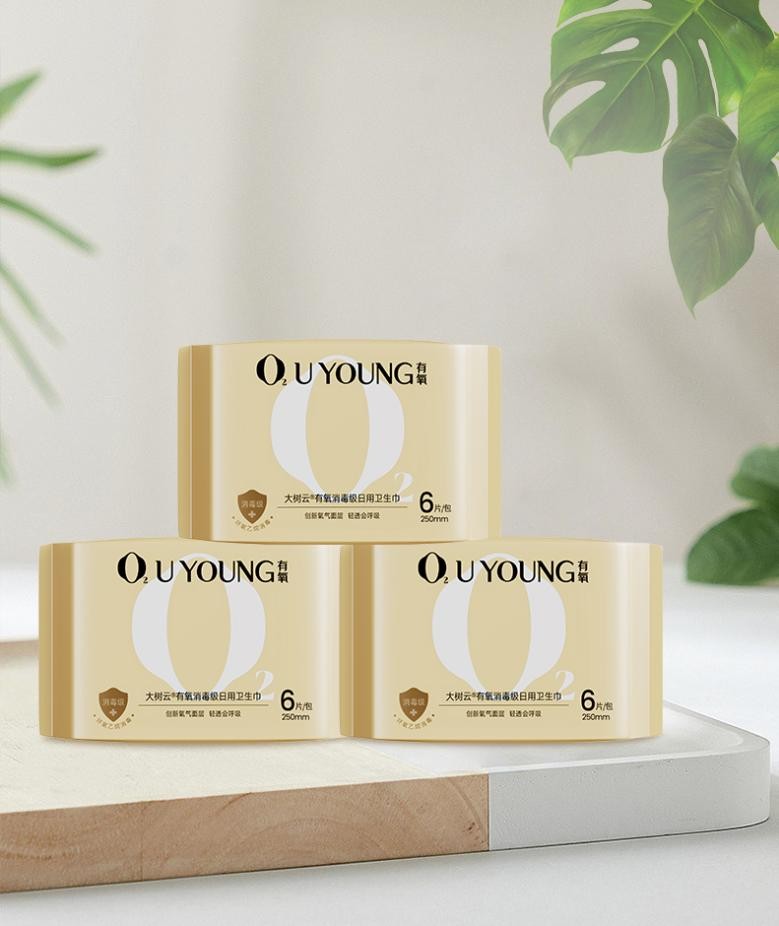 更高标准，轻柔呵护，大树云消毒级卫生巾伴女神们舒适享夏