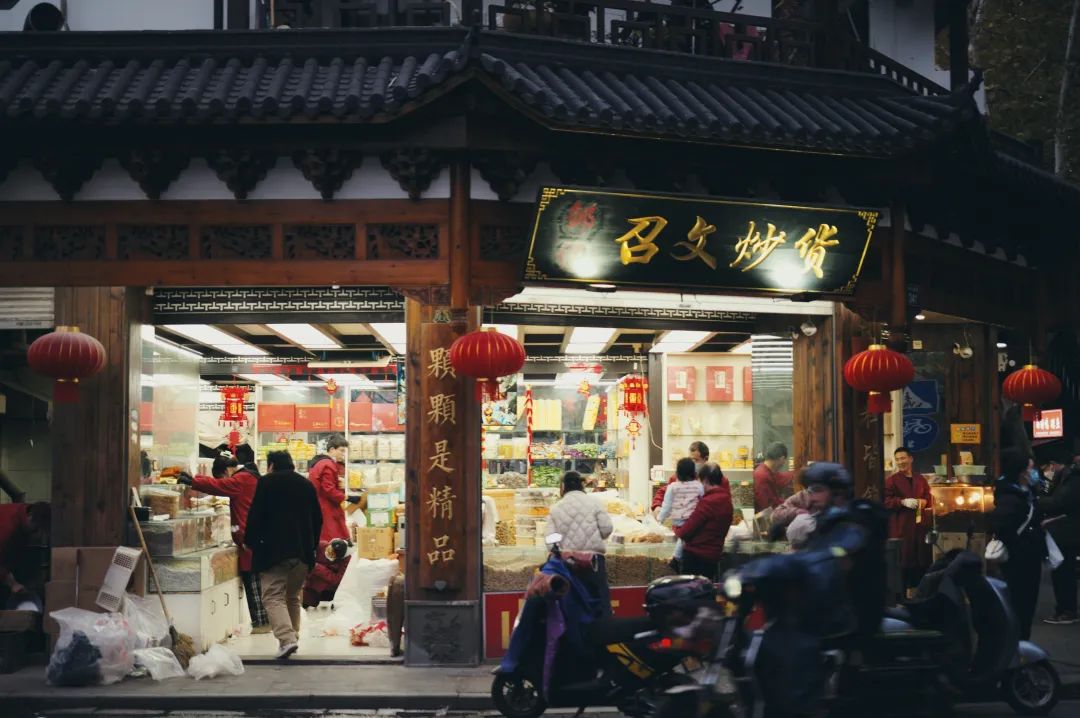 火热的周边游喂饱了本地生活,划算的周边游