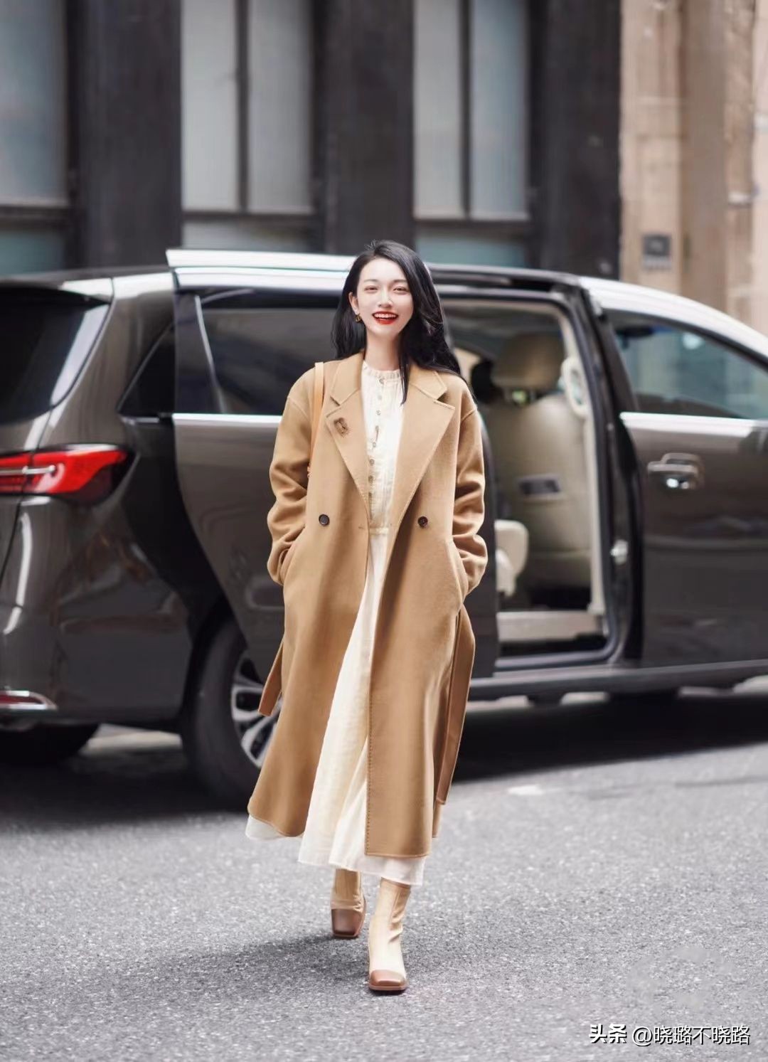 今年流行的裙子很显瘦,今年超火裙子显瘦束腰