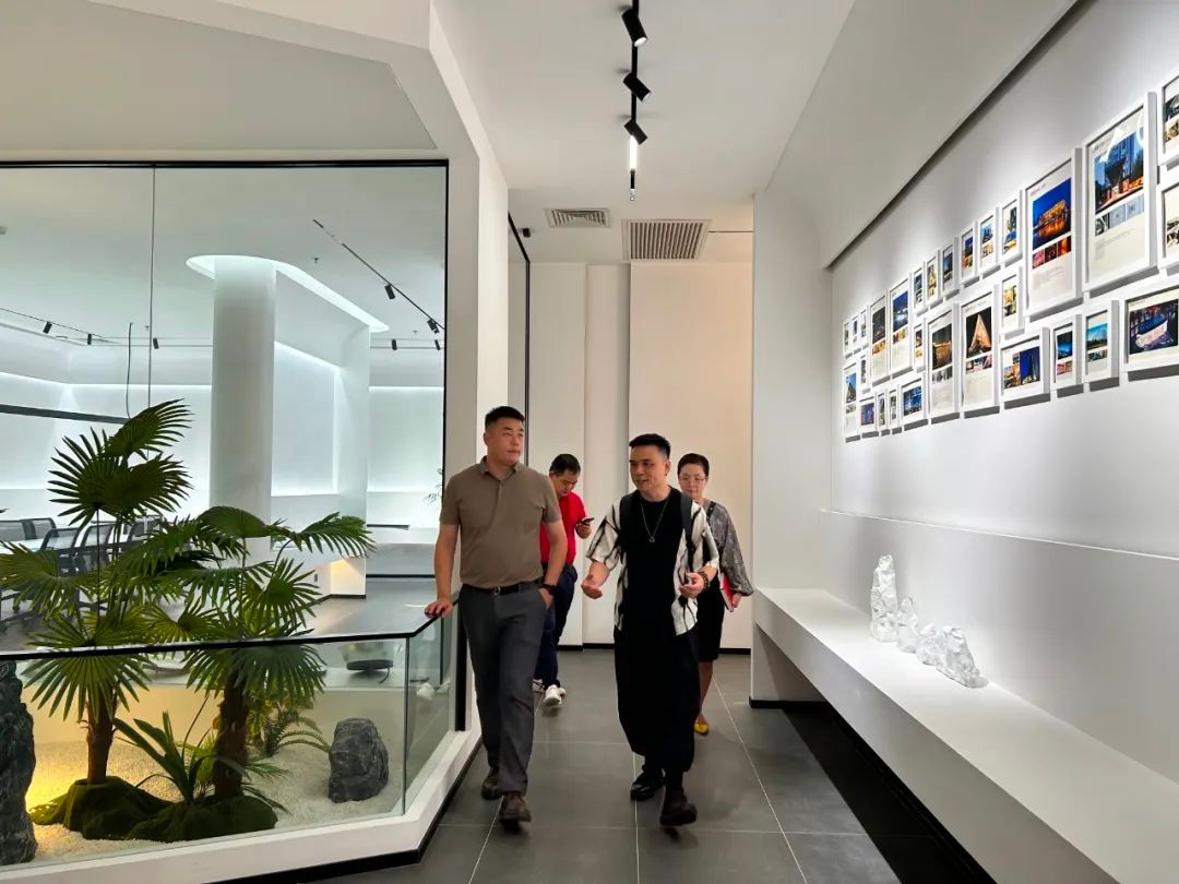 鍗庤壓鐓ф槑鏄笂甯傚叕鍙稿悧,鍗庤壓鐏叿鎷涘晢鍔犵洘