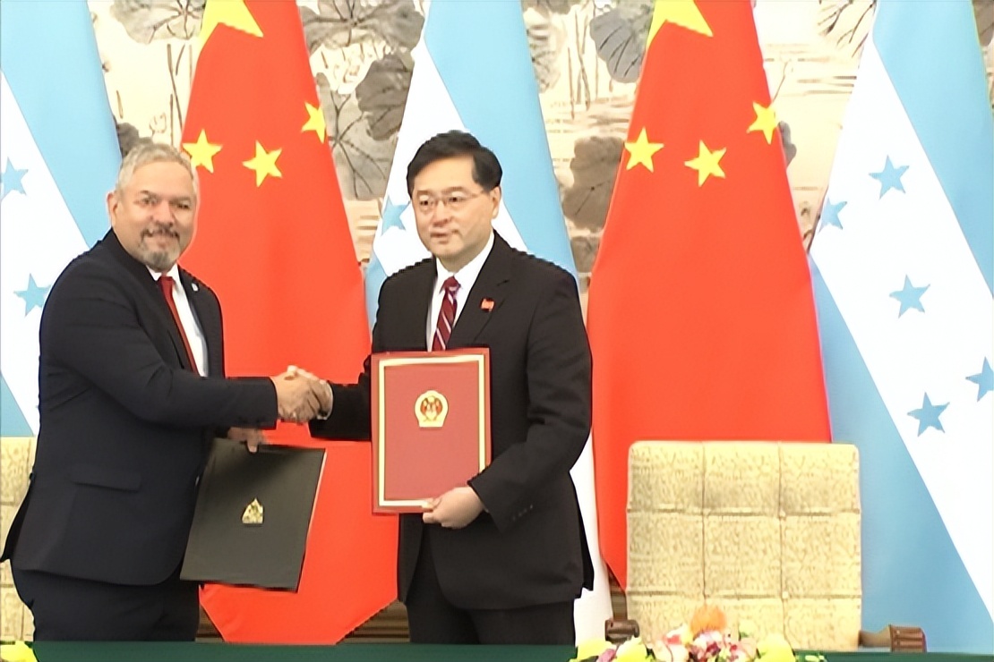 从大陆赚钱暴跌35%，台当局对抗大陆代价惨痛，请求进行对话磋商