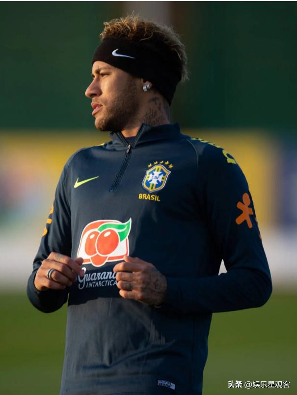 世界足坛十大杰出球星,足坛历史最顶级的五名球员