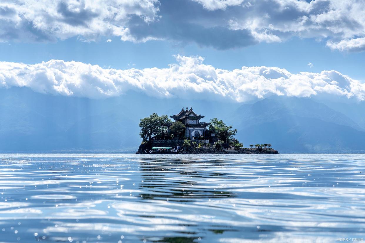 云南最值得去的五个景点,云南必须去的几个景点推荐一下