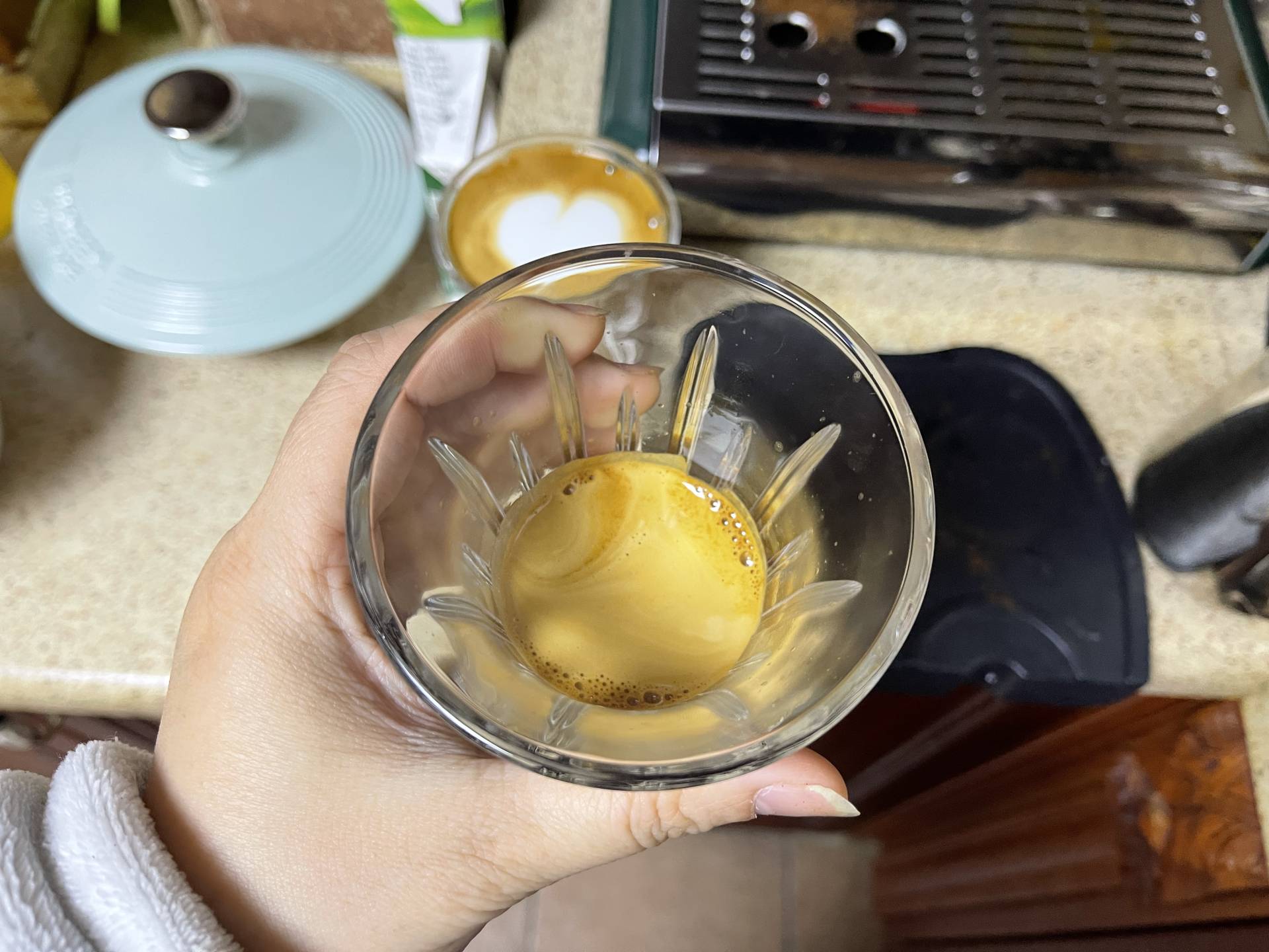 适合意式咖啡机的豆子,意式咖啡机用哪种豆子拼