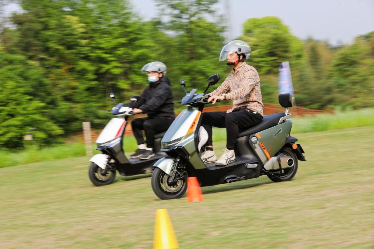 绿源电动车液冷电机优缺点,绿源800w液冷电机峰值功率怎么看