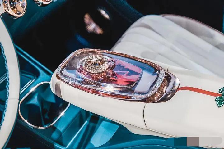 爱自己的女人都懂了有一种潮流叫朋克猫