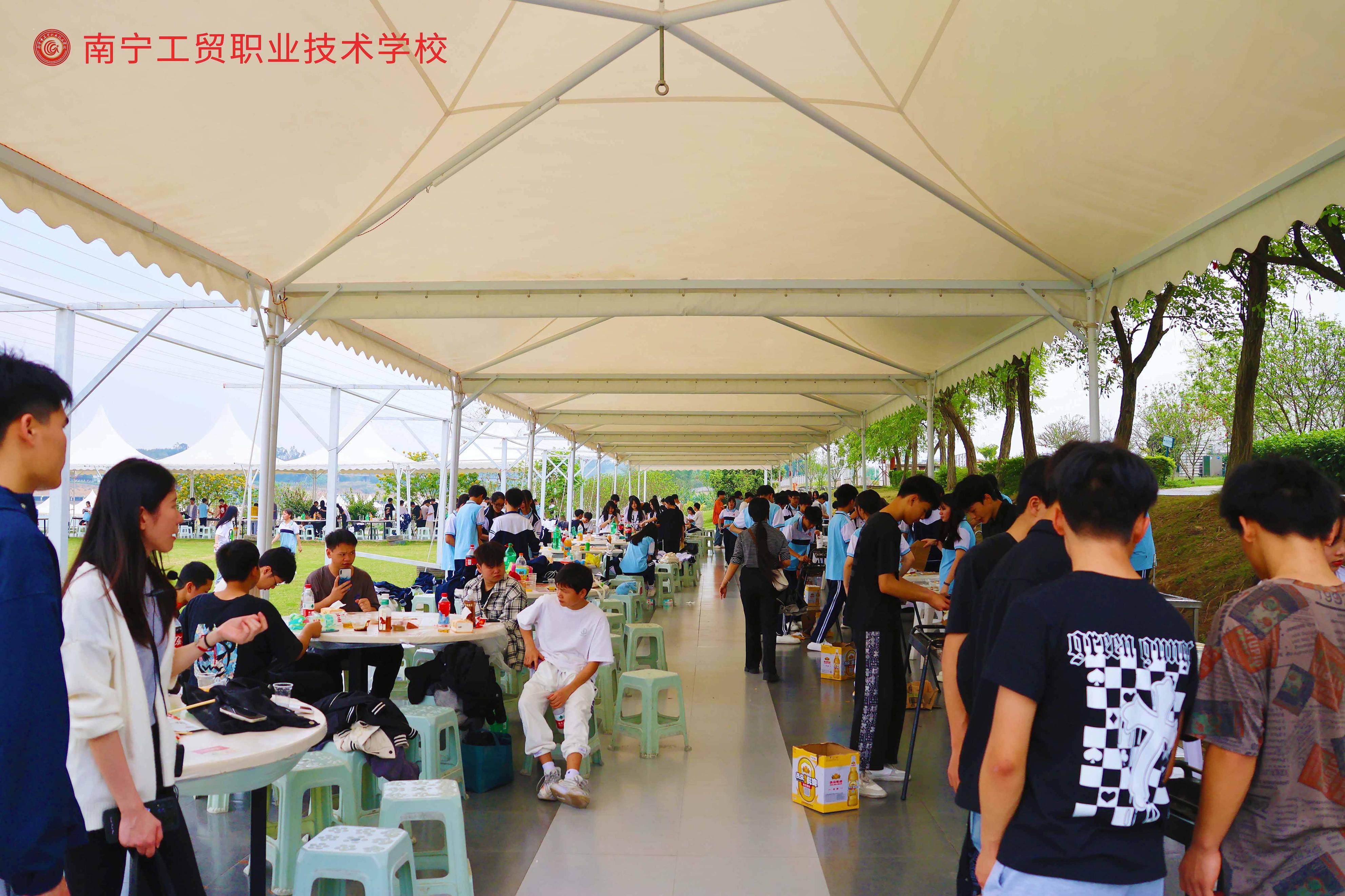 职校的三校生可以直接考大学吗,三校生和普通中专考大专