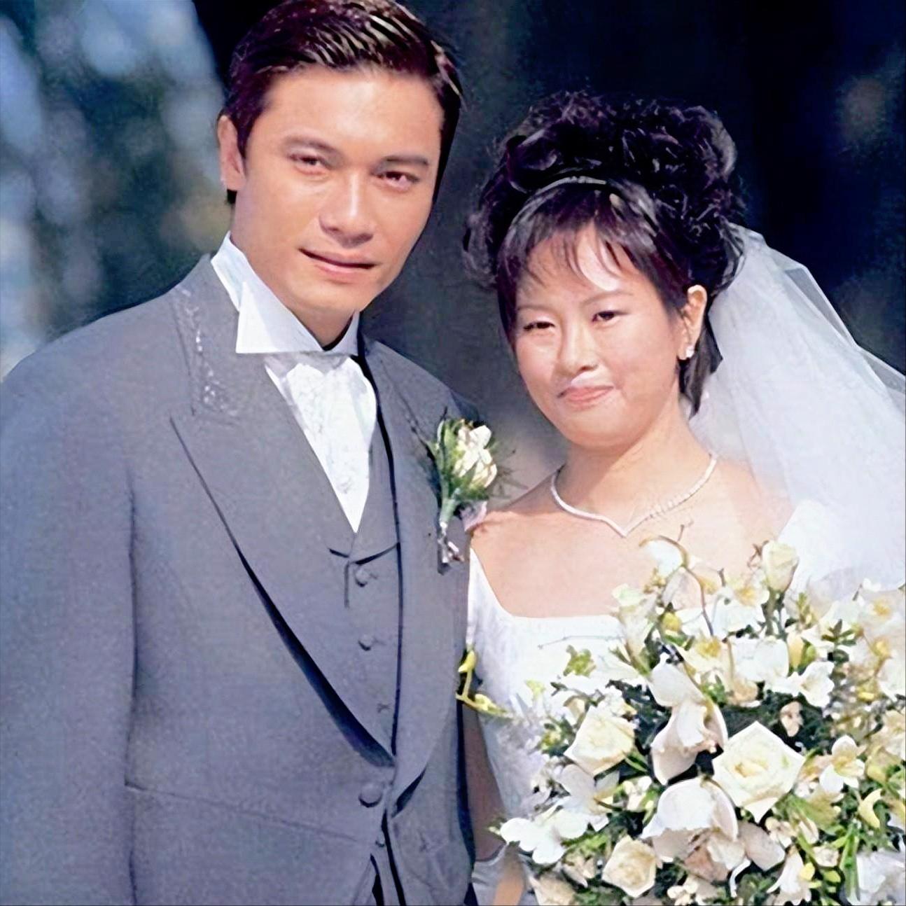 被流言困扰的罗嘉良:再婚娶二婚演员苏岩为妻,60岁生活幸福美满