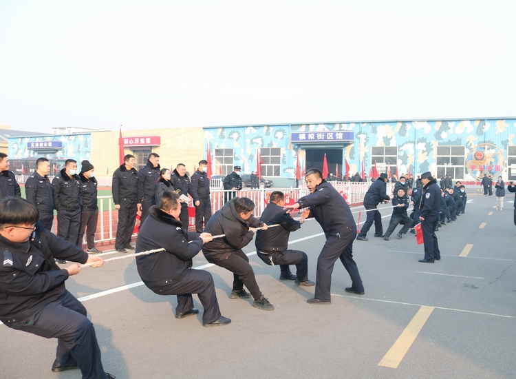 城阳公安举行迎新年暨庆祝第二个“中国人民警察节”趣味比赛活动