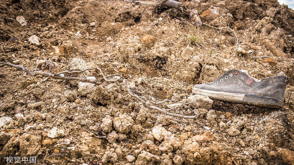 魔幻寻亲视频走红：急诊科医生、学生兼职，有人找到时已去世