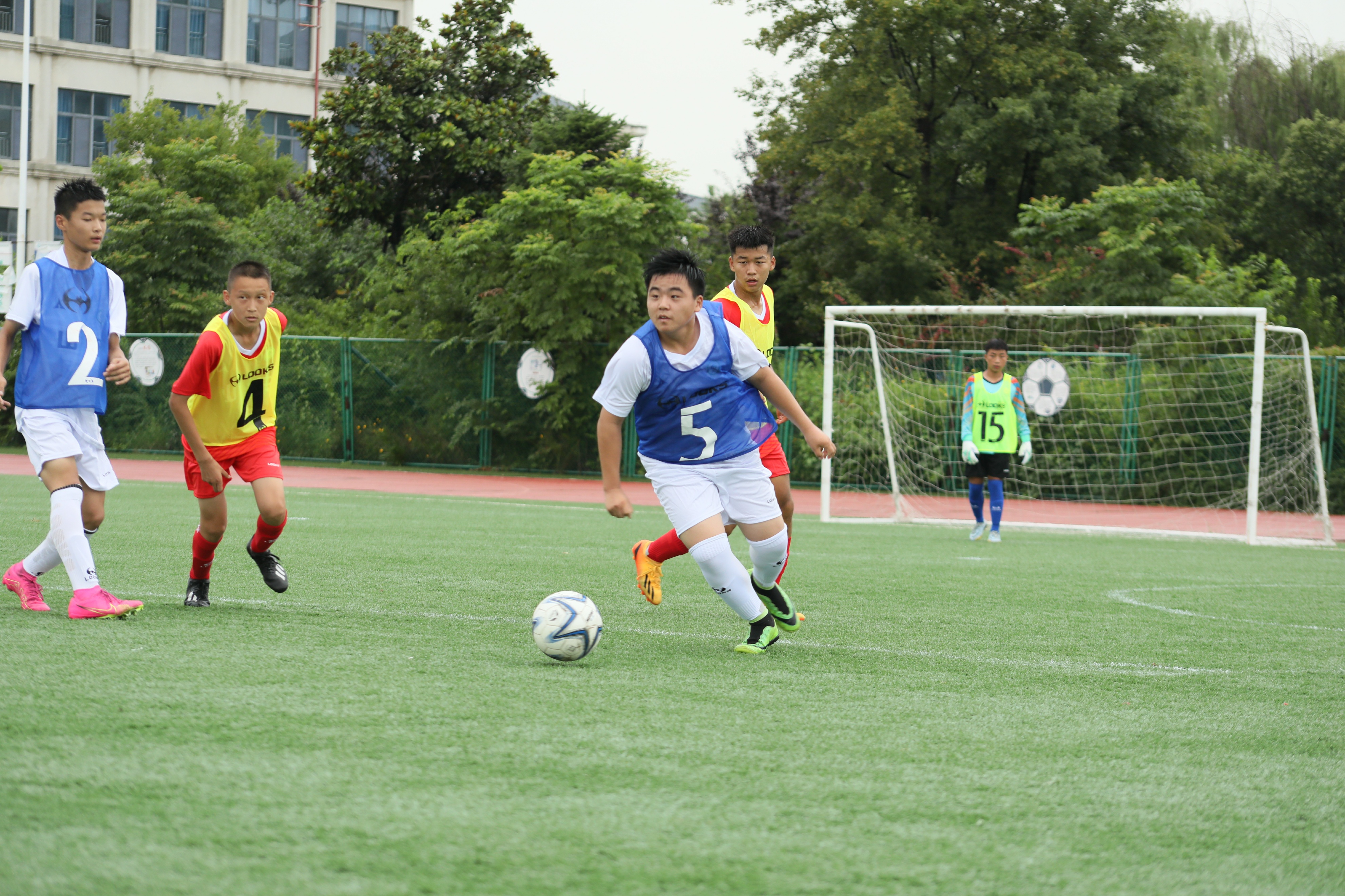 临沂校园足球夏令营报名,2024年山东省青少年足球夏令营