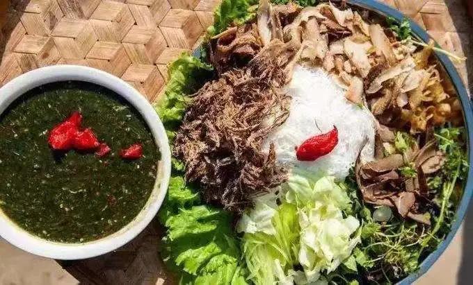 云南旅游各地美食推荐一下,去云南旅游必吃的美食有哪些