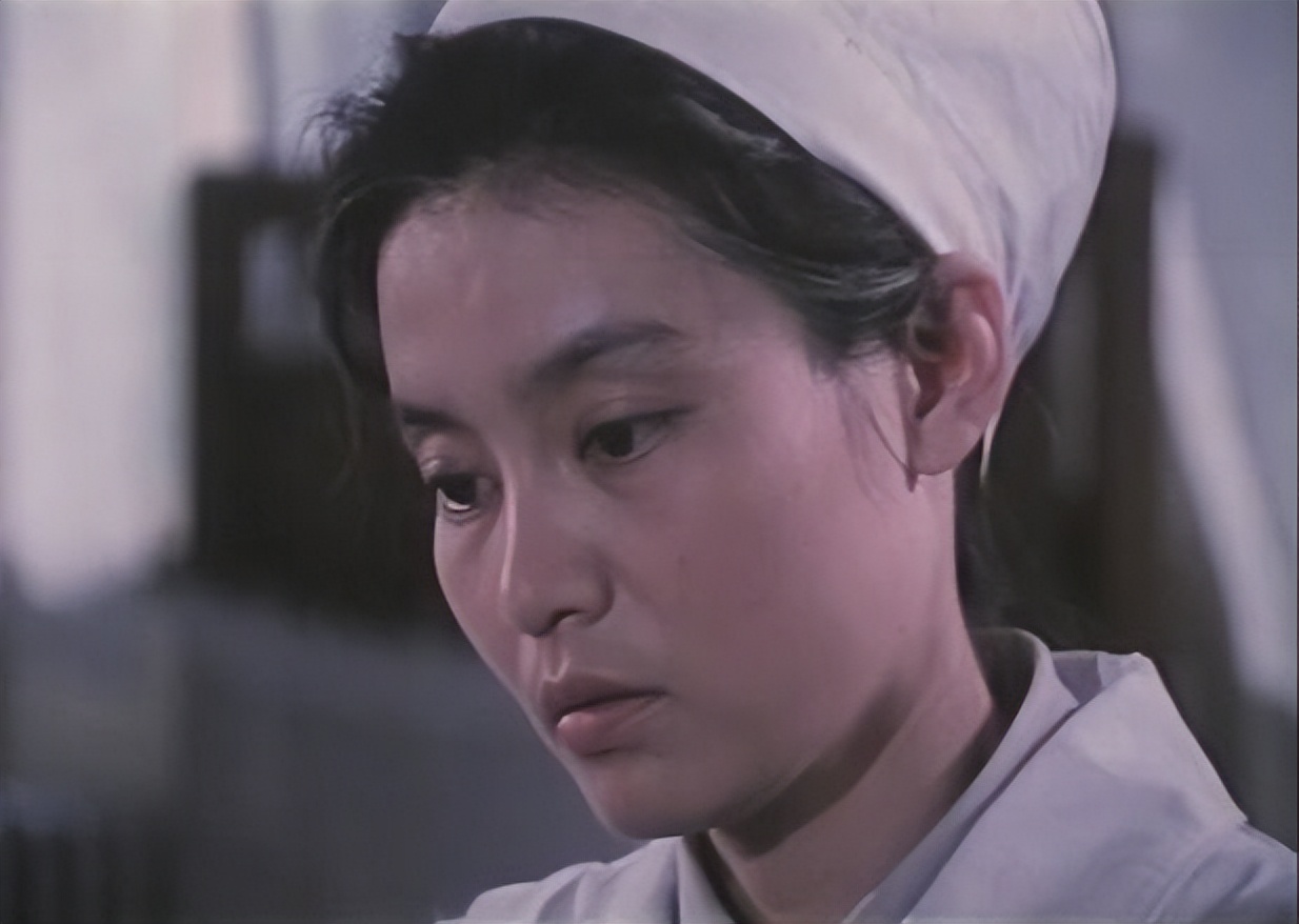 最佳女演员金鸡奖颁奖词,刘晓庆奚美娟金鸡影后