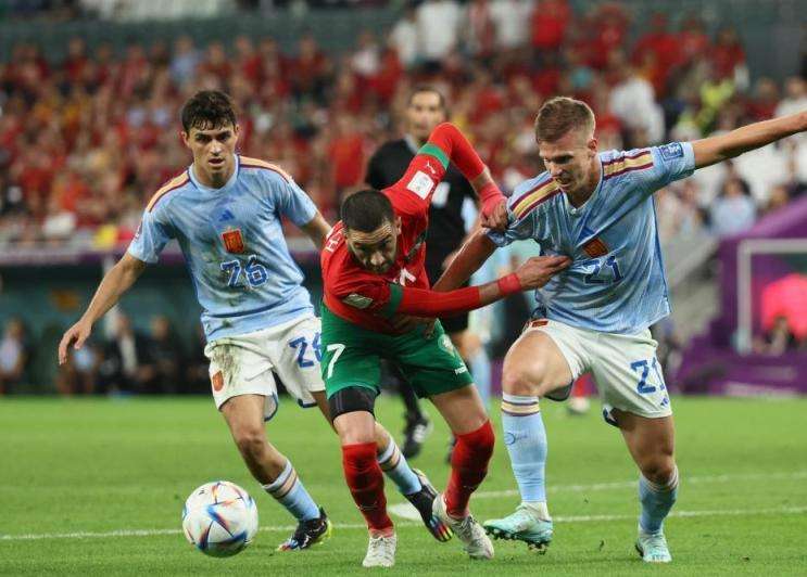 西班牙世界杯惨败,西班牙输球摩洛哥国王