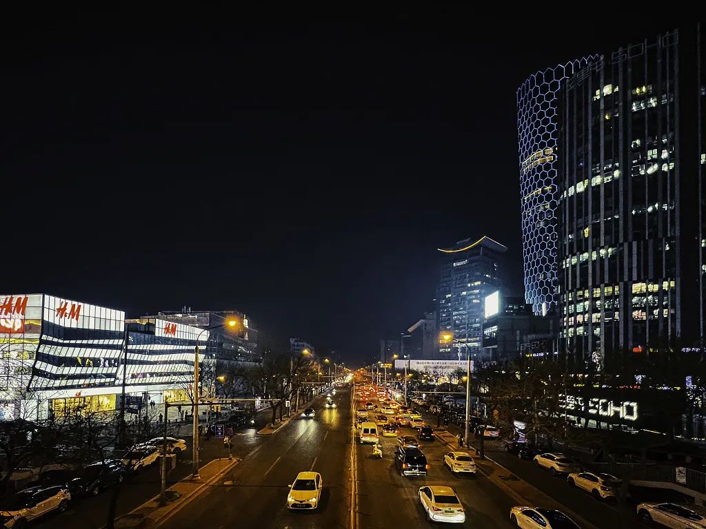 中国有三里屯吗,为什么北京苹果三里屯店货这么多