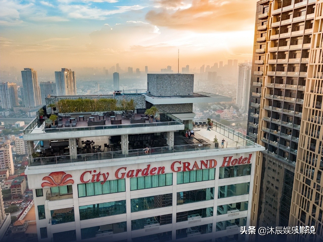 23岁貌美空姐在酒店离奇暴毙,23岁网红空姐酒店浴缸内身亡