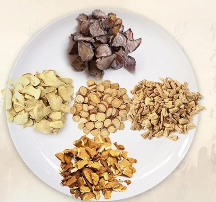 手凉是脾虚，腰凉是肾虚，背凉是心阳虚，教你一招，从头暖到脚