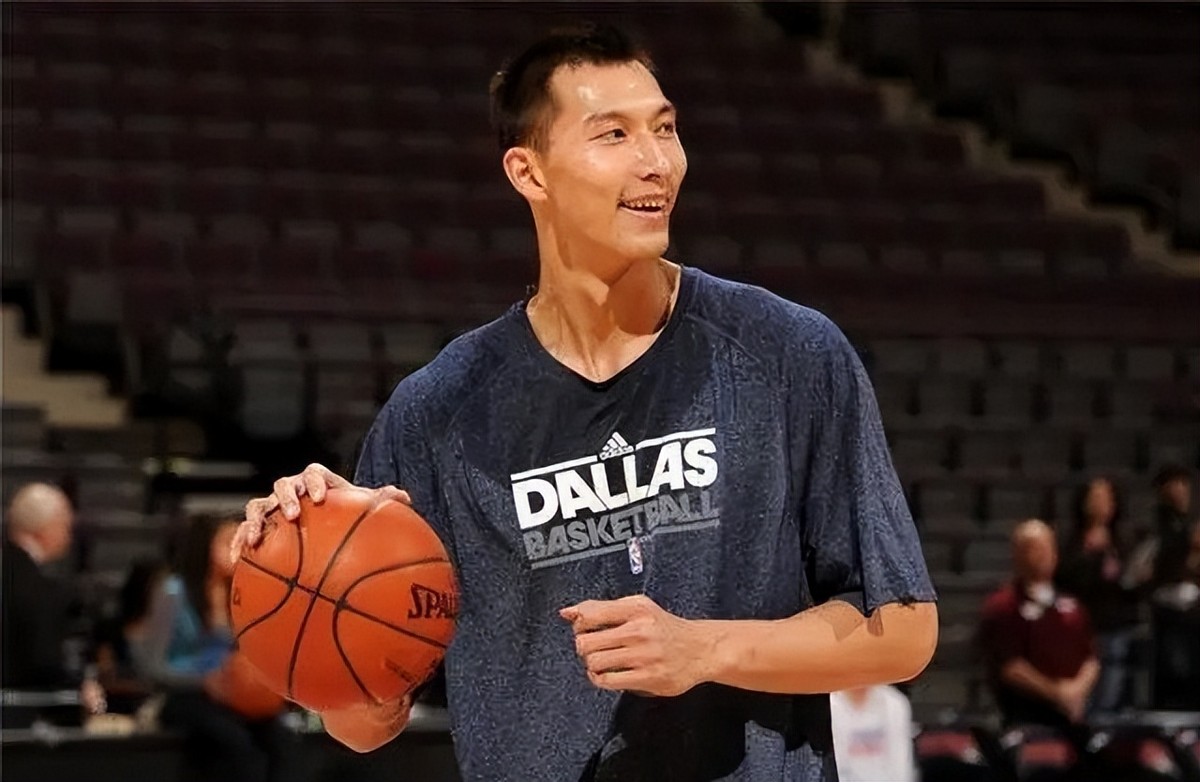 易建联的妻子是谁,易建联和他的妻子有多恩爱