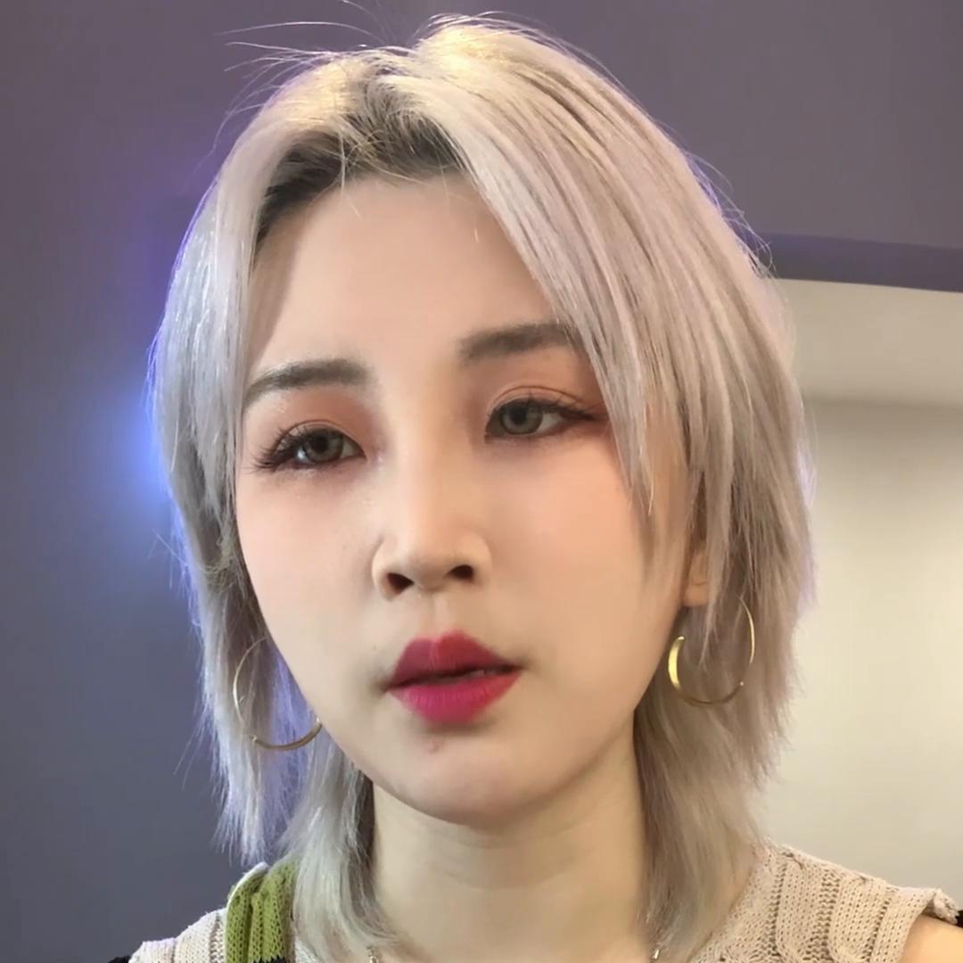 美甲店顾客太多忙不过来怎么办,美甲店怎么调低价格不伤客