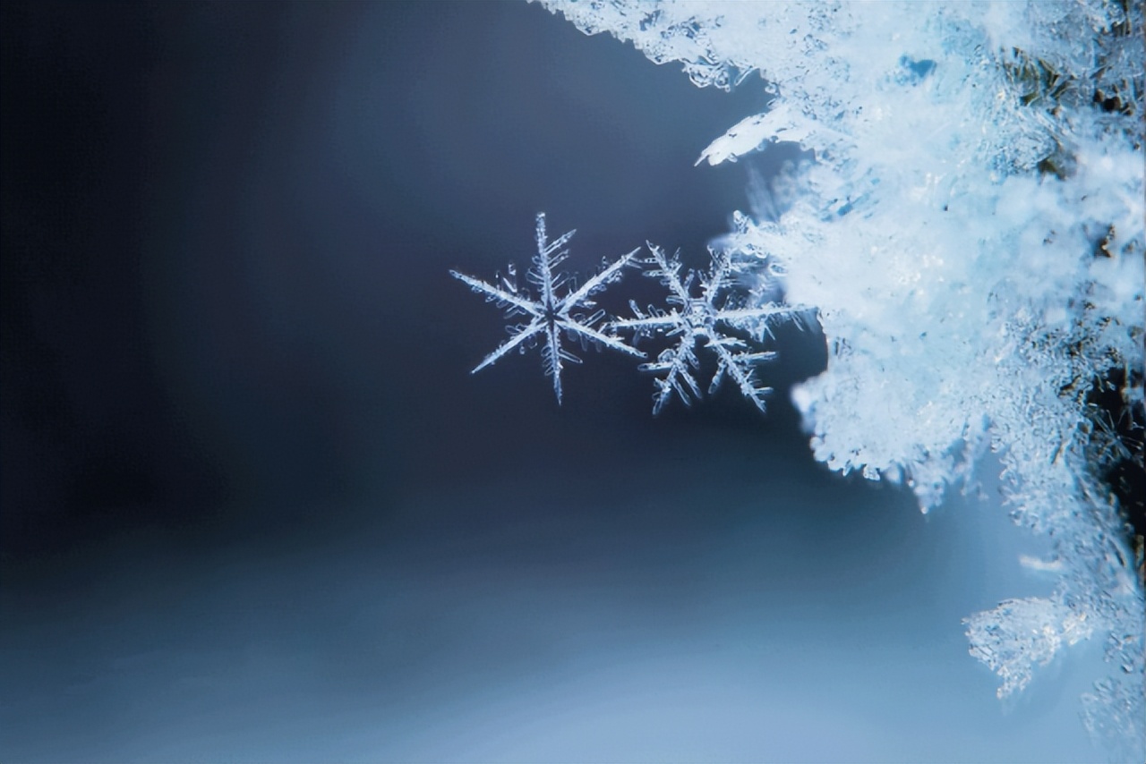 古诗中描写冰的词有哪些,描写冰的古诗大全