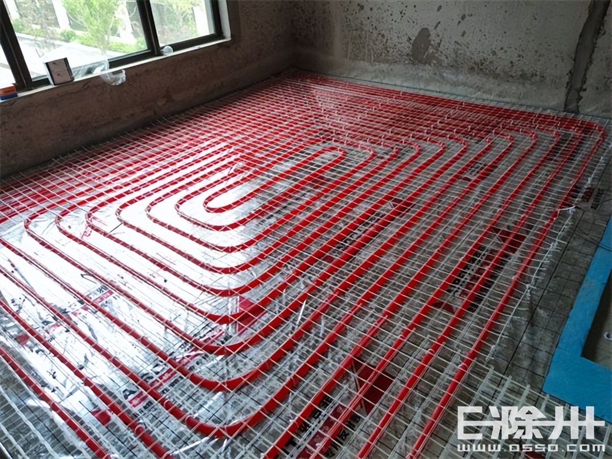 大金空调地暖一体机安装,地暖安装流程现场展示图