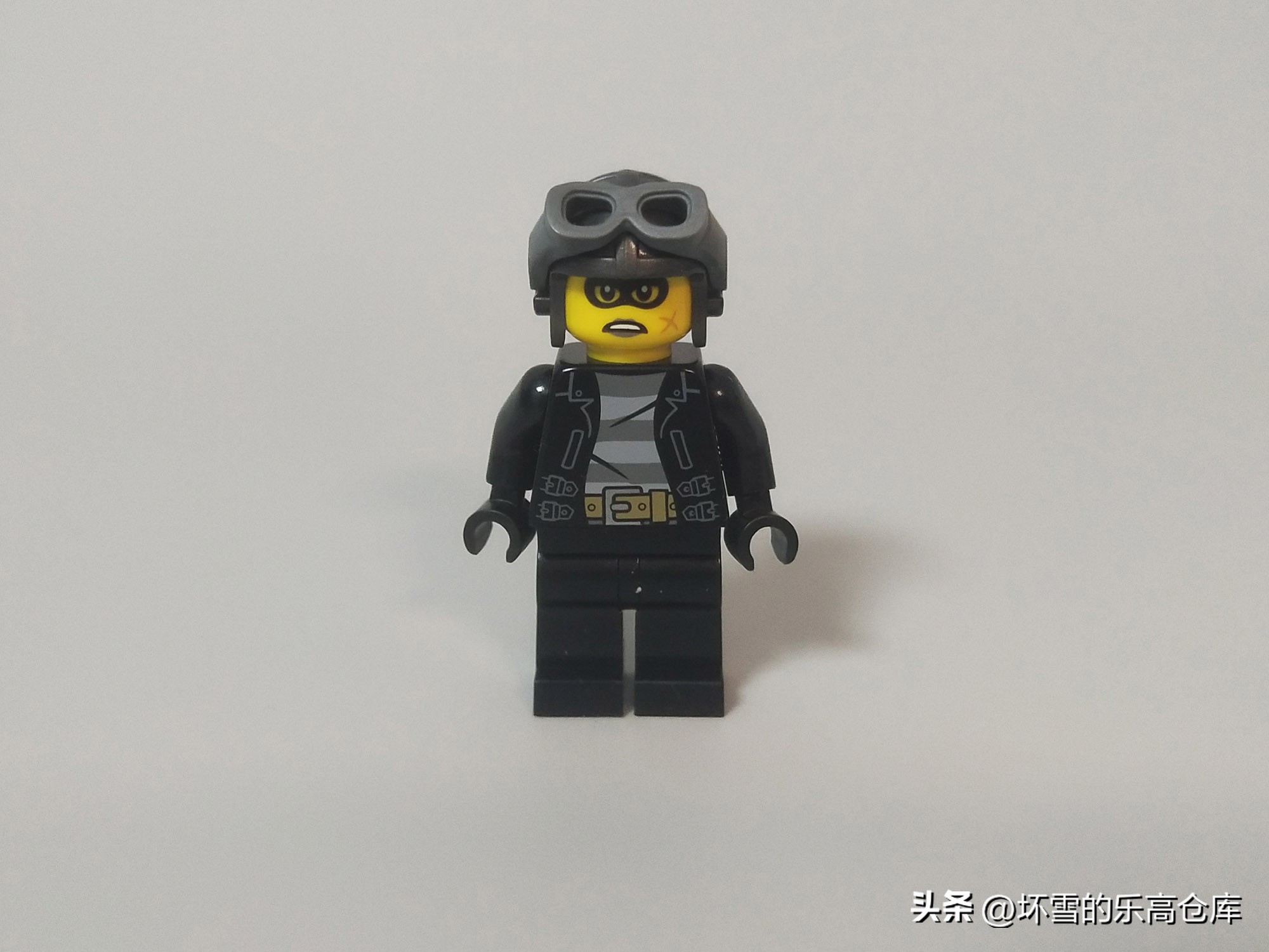 一辆乐高小警车,买乐高警察玩具视频