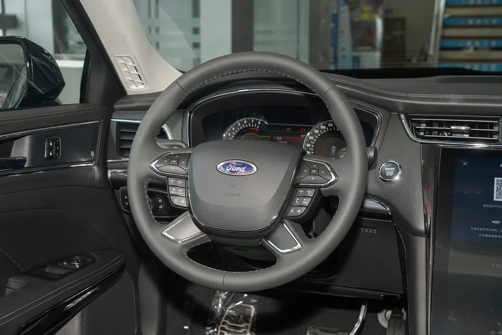 19款福特金牛座的8at变速箱怎么样,福特金牛座2.0t8at的真实油耗