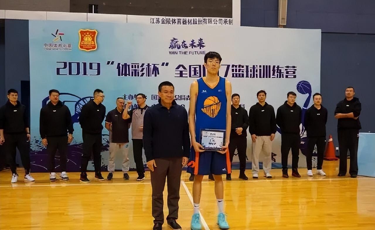 阿的江谈周琦离队事件,辽宁引进周琦最新消息