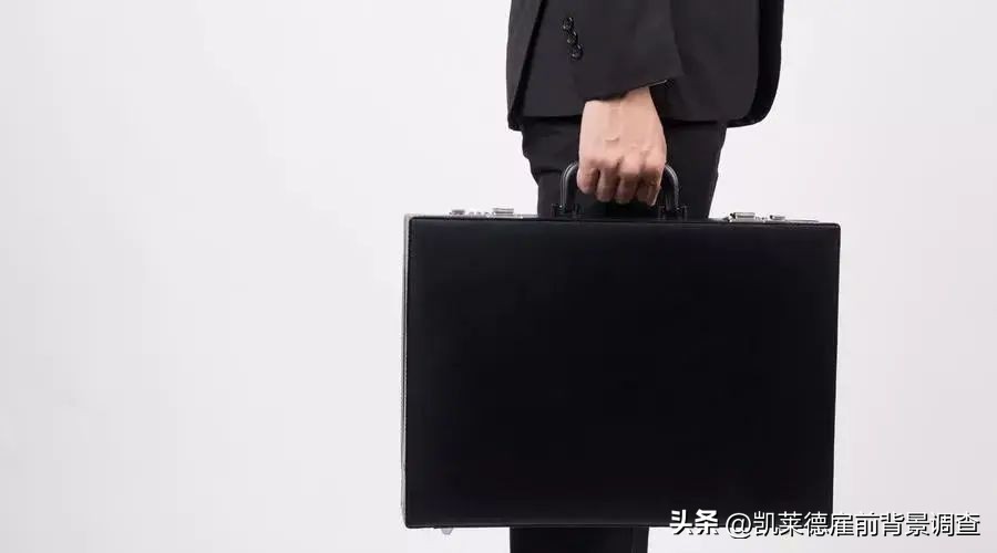 单位开收入证明的法律责任,公司出假收入证明负法律责任吗