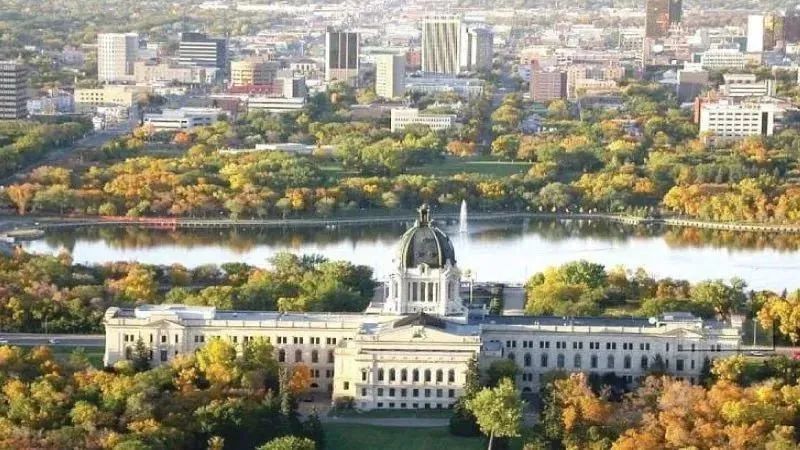 加拿大萨斯喀彻温省天气预报,加拿大萨斯喀彻温省概况视频