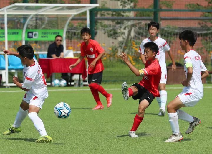 中国足球青训2019,中国足球折射中国教育