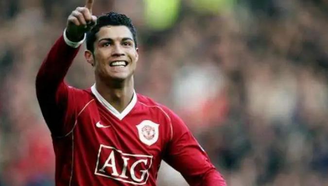 弗格森执教的4个顶尖球员,弗格森授勋