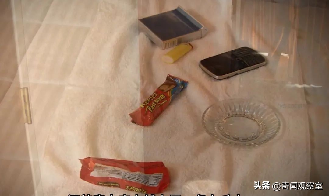 日本三十二年前的密室杀人案,身上没有伤口但是无缘无故出血