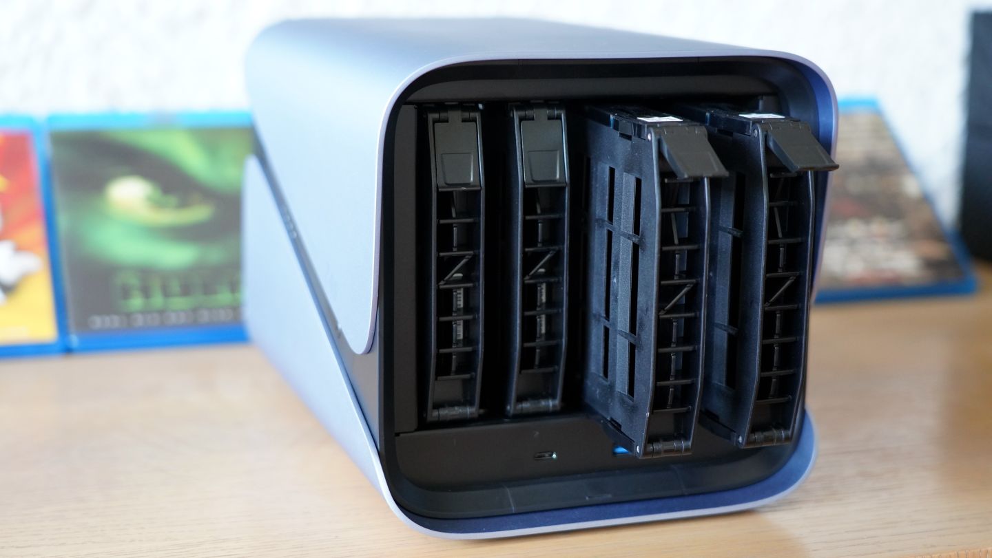 极空间z4s影音教程,极空间z4s系统安装位置