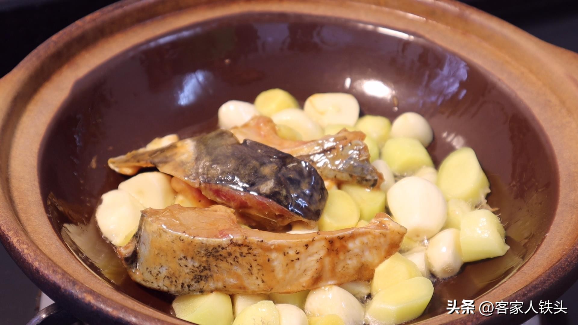 喜欢吃鱼要收藏学会这种创意做法 (爱吃鱼的一定要收藏教你秘制做法)