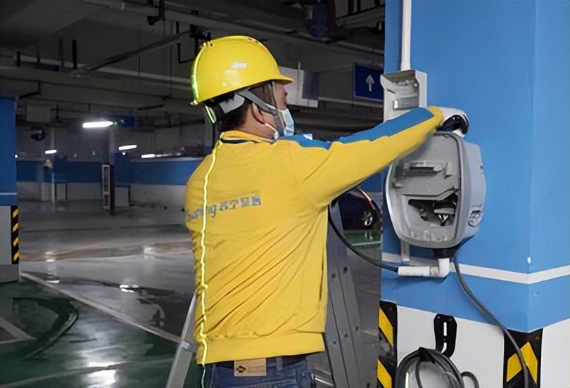 新能源充电桩服务,新能源充电桩充电快