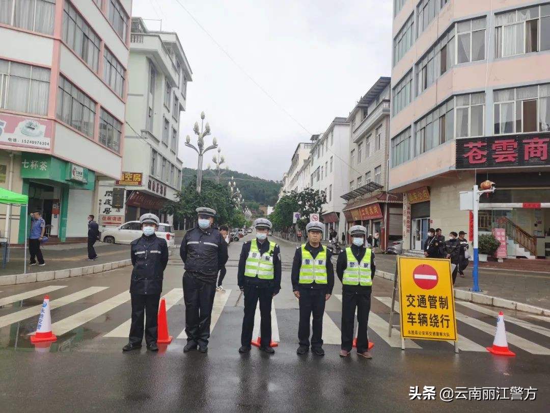 护航高考在路上,高考护航是我们每个人的责任